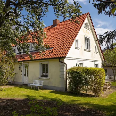 Haushaelfte Udars Trent