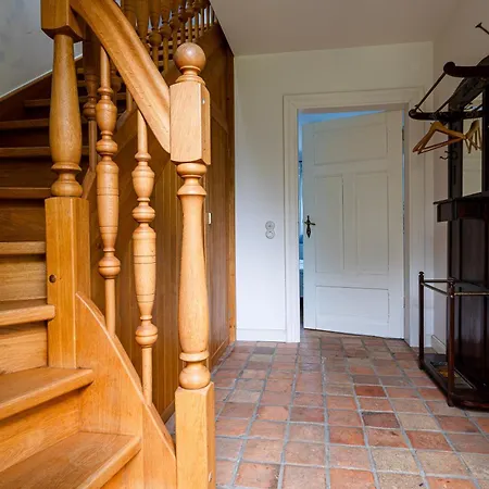 Holiday home Haushaelfte Udars