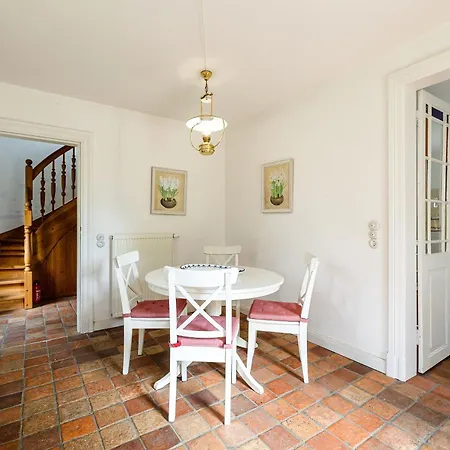 Haushaelfte Udars Holiday home *