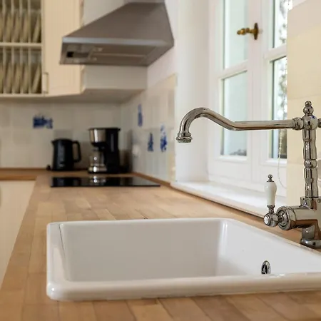 Haushaelfte Udars Trent