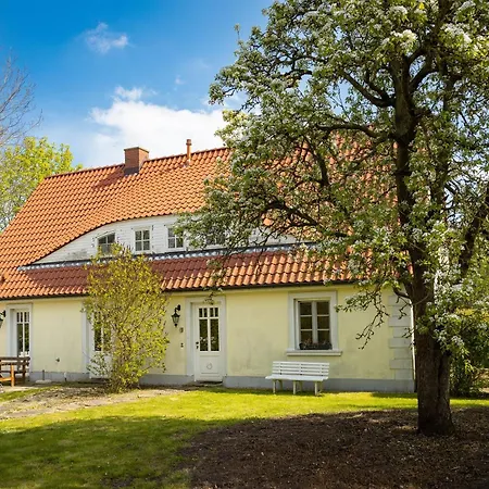 Haushaelfte Udars Holiday home *
